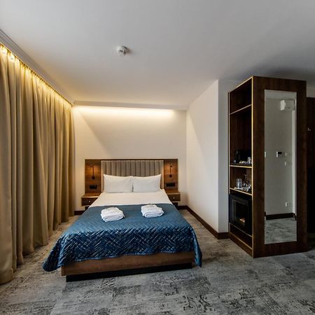 مبيت وإفطار Sleep&Fly Okecie Warsaw Airport المظهر الخارجي الصورة